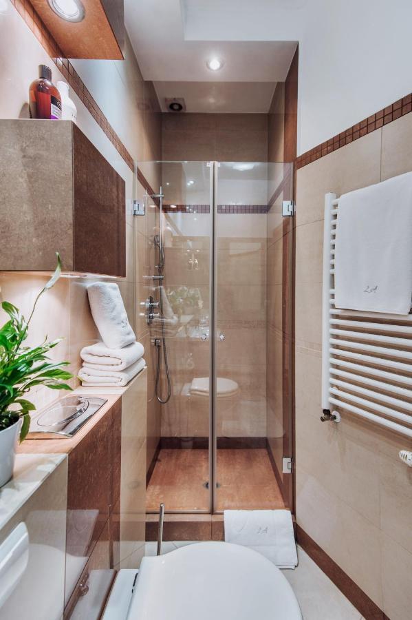 Apartment Szpitalna 20 Nr 8 *